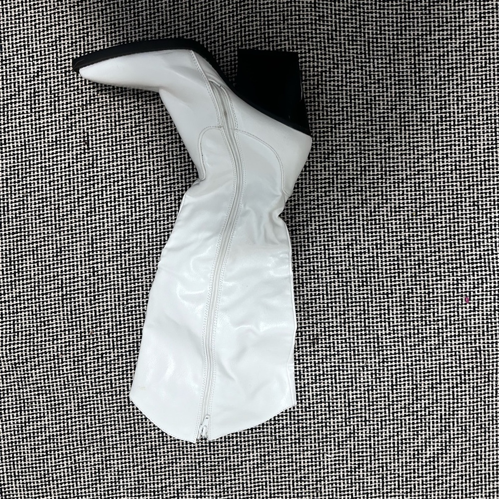 Elegant White Women's Boots